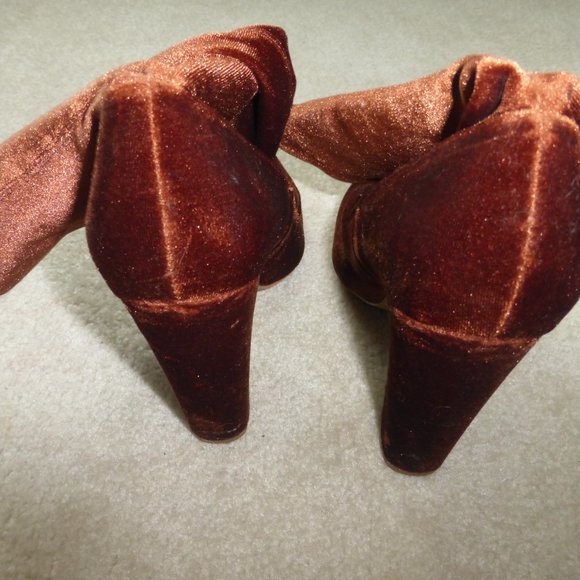 FOREVER 21 brown velvet mid-ankle boots - Picture 6 of 8